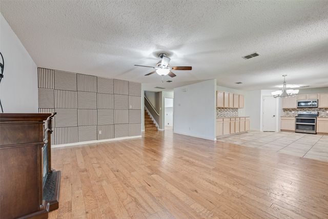 1629 Baxter Springs Drive, Fort Worth, TX 76247