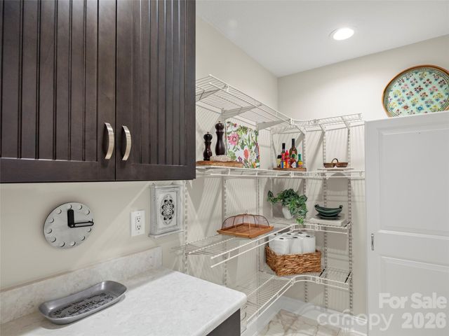 220 Dulcimer Lane, Waynesville, NC 28786