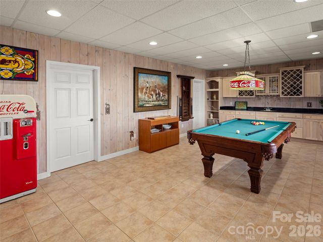 220 Dulcimer Lane, Waynesville, NC 28786