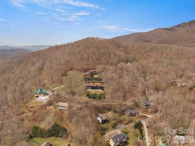 220 Dulcimer Lane, Waynesville, NC 28786