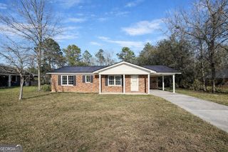 40 Hickory Street, Metter, GA 30439