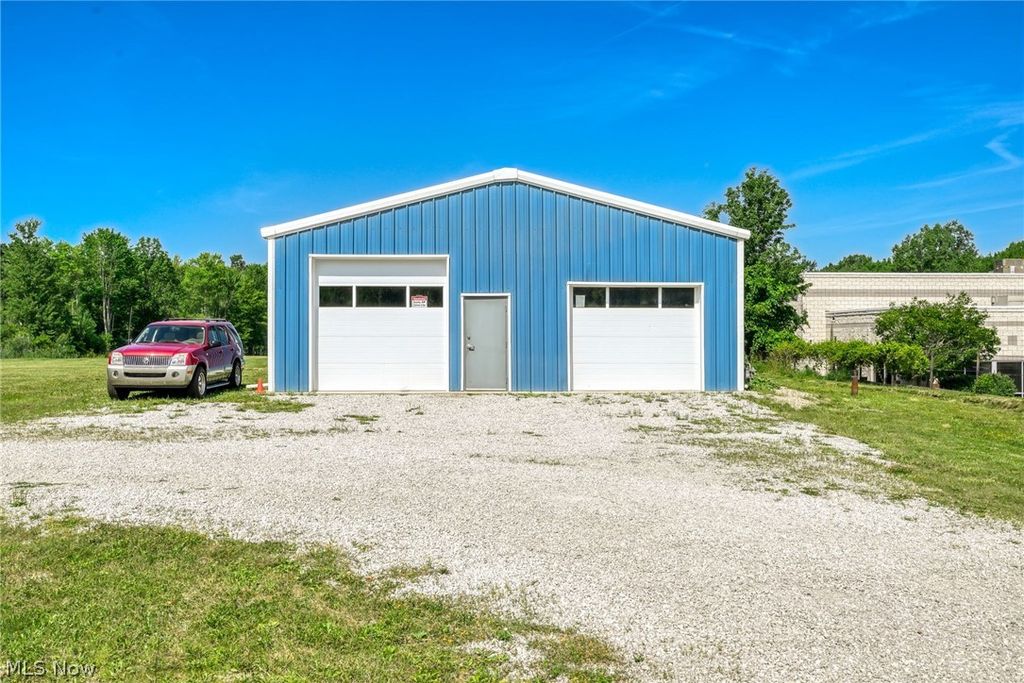 5818 Akron Cleveland Road, Hudson, OH 44236