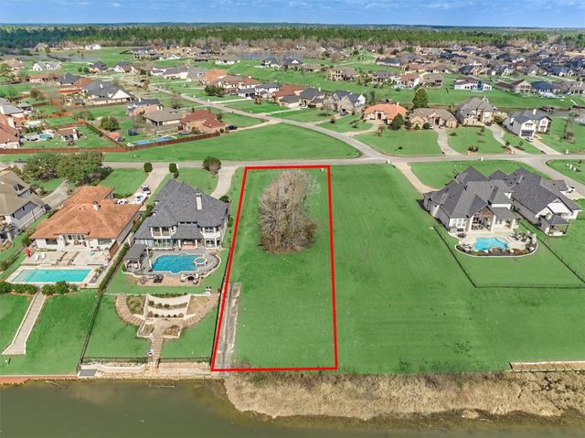 11621 Grandview Drive, Montgomery, TX 77356