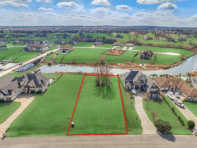 11621 Grandview Drive, Montgomery, TX 77356