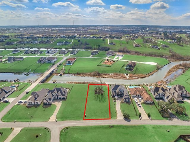 11621 Grandview Drive, Montgomery, TX 77356