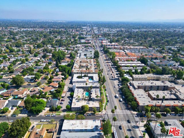 19103 Sherman Way, Reseda (los Angeles), CA 91335