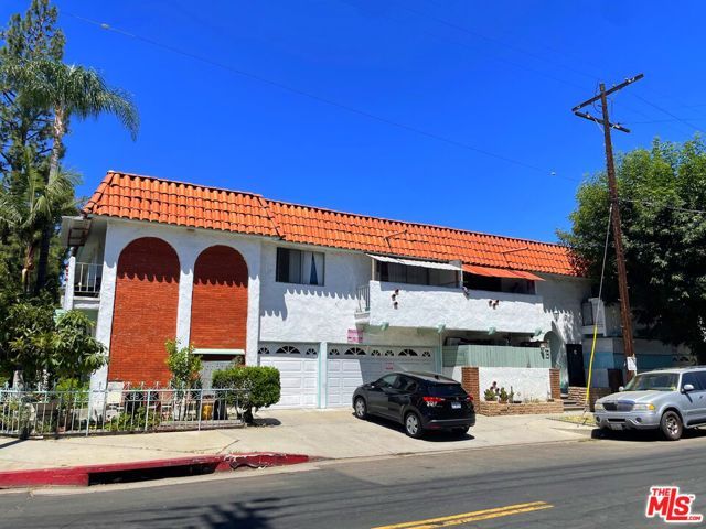 19103 Sherman Way, Reseda (los Angeles), CA 91335