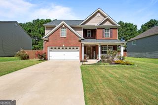 8248 Milam Loop, Fairburn, GA 30213