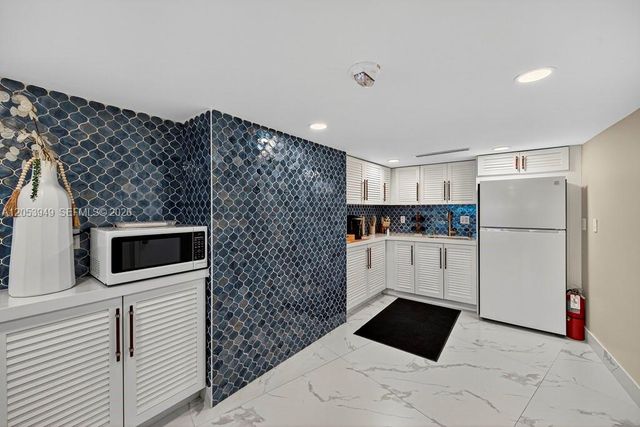 710 N Ocean Boulevard 108, Pompano Beach, FL 33062