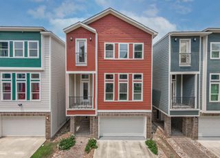 2114 Oatfield Drive, Houston, TX 77018