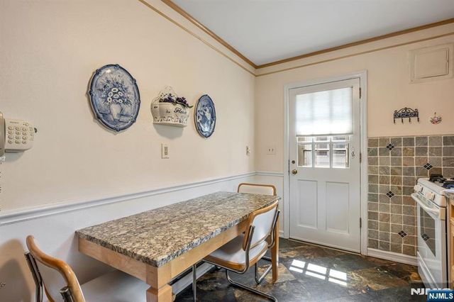 2 Allen Place, Fair Lawn, NJ 07410