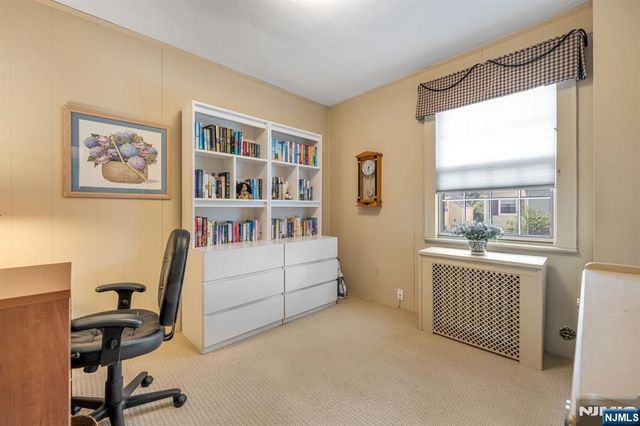 2 Allen Place, Fair Lawn, NJ 07410
