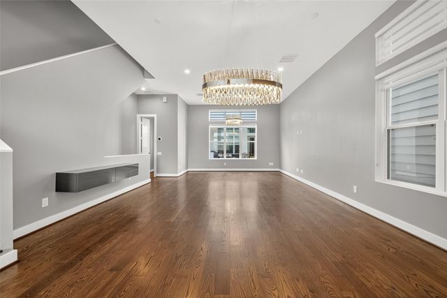 5919 E Post Oak Lane, Houston, TX 77055