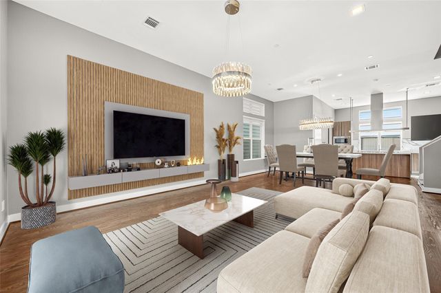 5919 E Post Oak Lane, Houston, TX 77055
