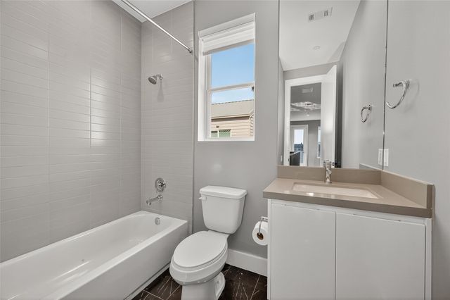 5919 E Post Oak Lane, Houston, TX 77055