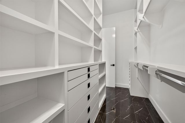 5919 E Post Oak Lane, Houston, TX 77055