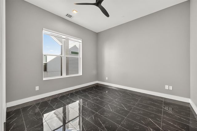 5919 E Post Oak Lane, Houston, TX 77055