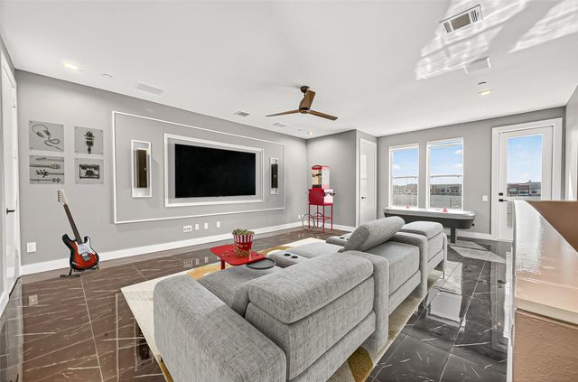 5919 E Post Oak Lane, Houston, TX 77055