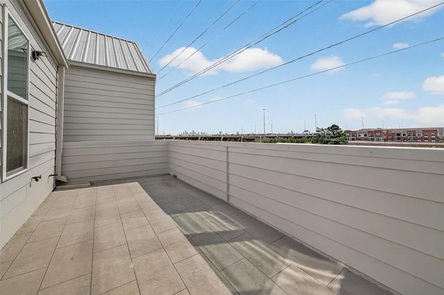 5919 E Post Oak Lane, Houston, TX 77055