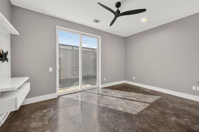 5919 E Post Oak Lane, Houston, TX 77055