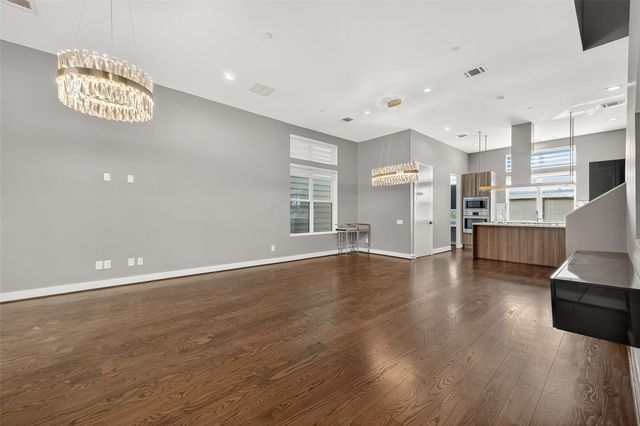 5919 E Post Oak Lane, Houston, TX 77055