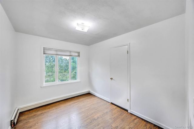192 N 21st Street, Wheatley Heights, NY 11798