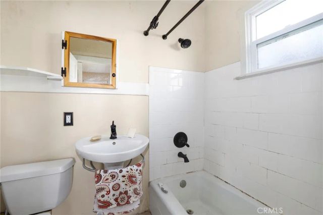 502 Mountain View, Altadena, CA 91001