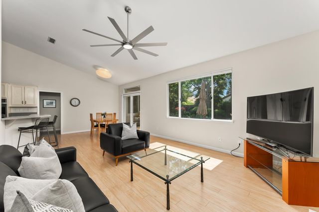 2737 Fleet Cir, Rocklin, CA 95765