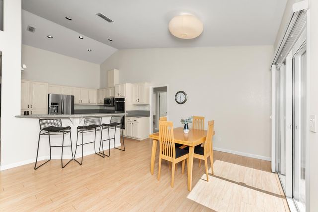 2737 Fleet Cir, Rocklin, CA 95765