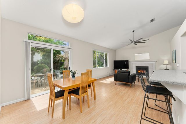 2737 Fleet Cir, Rocklin, CA 95765