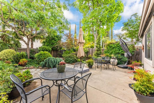 2737 Fleet Cir, Rocklin, CA 95765