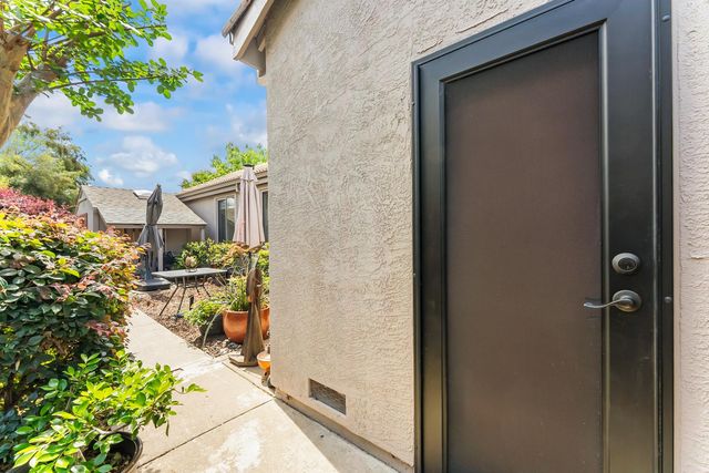 2737 Fleet Cir, Rocklin, CA 95765