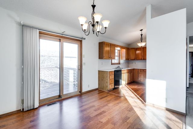 5440 S Stoneborough Ct, Wichita, KS 67217