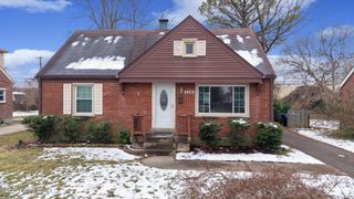 2912 Yorkshire Blvd, Louisville, KY 40220