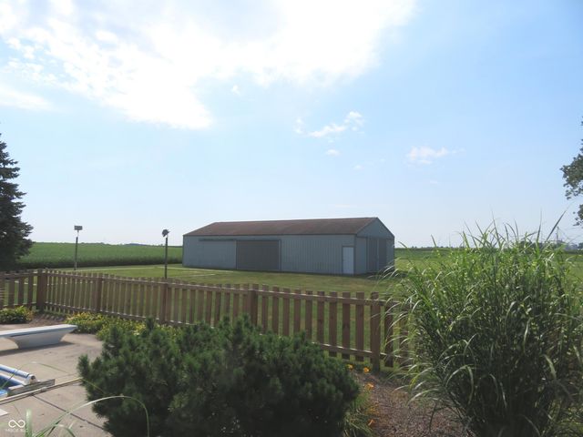 9345 N County Road 800 E, Brownsburg, IN 46112