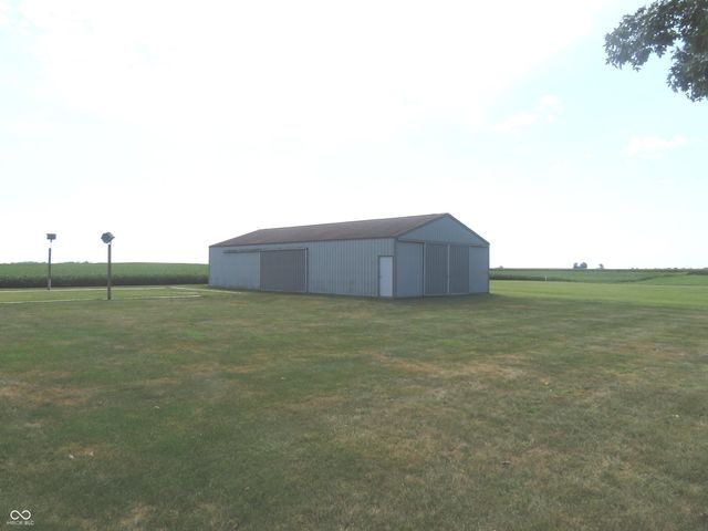 9345 N County Road 800 E, Brownsburg, IN 46112