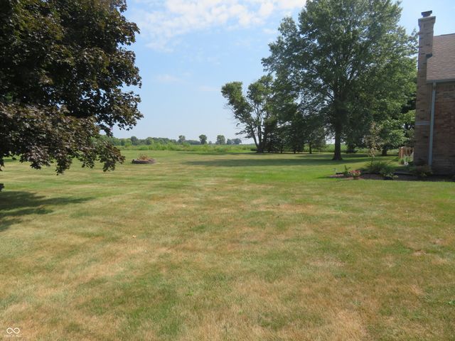 9345 N County Road 800 E, Brownsburg, IN 46112