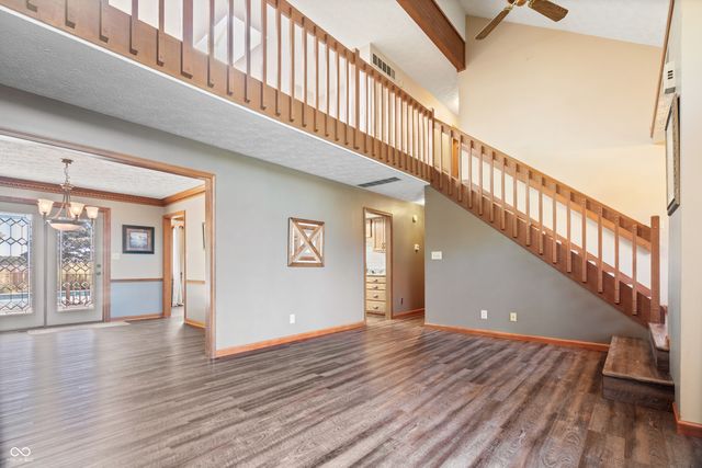 9345 N County Road 800 E, Brownsburg, IN 46112