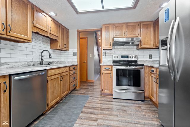 9345 N County Road 800 E, Brownsburg, IN 46112