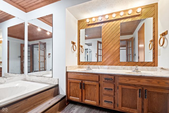 9345 N County Road 800 E, Brownsburg, IN 46112