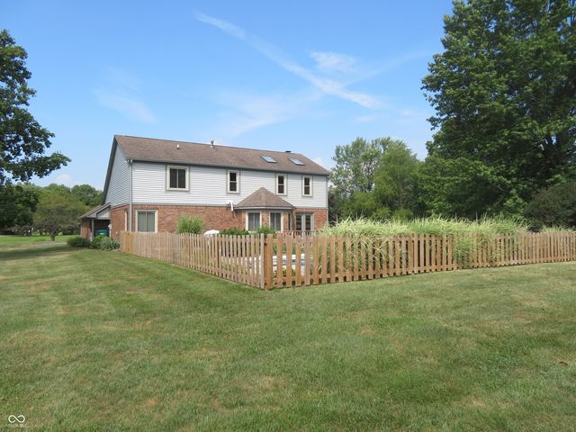 9345 N County Road 800 E, Brownsburg, IN 46112