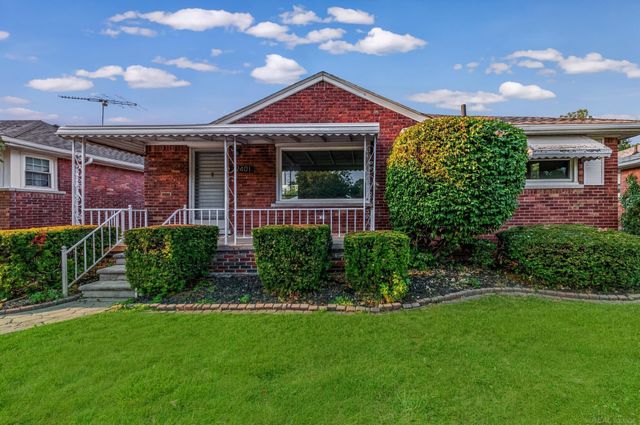 22401 O'Connor Street, St Clair Shores, MI 48080