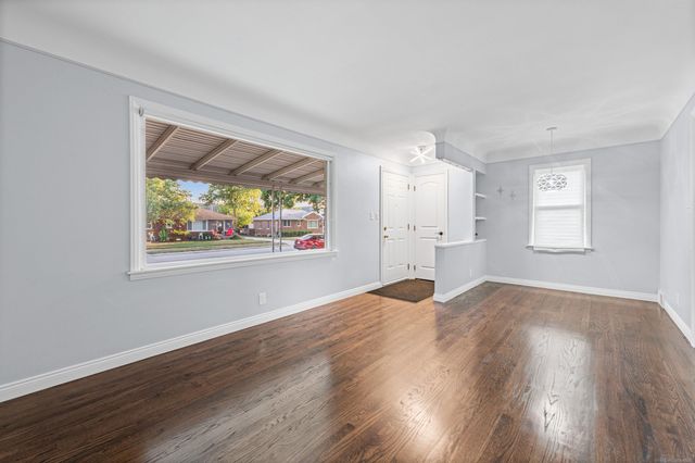 22401 O'Connor Street, St Clair Shores, MI 48080