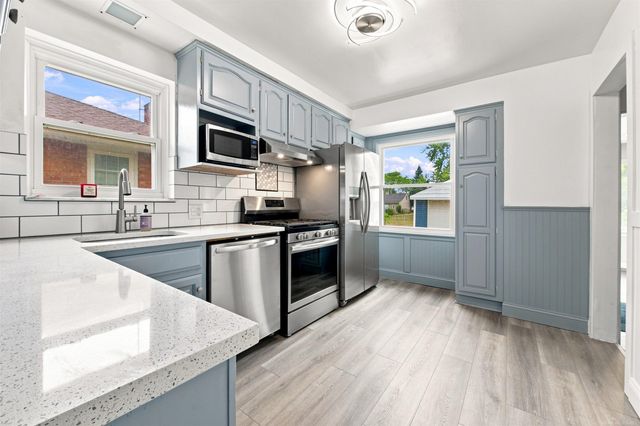 22401 O'Connor Street, St Clair Shores, MI 48080