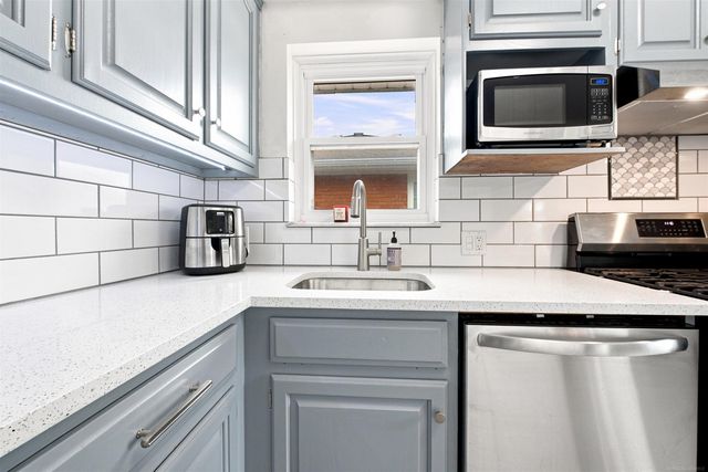 22401 O'Connor Street, St Clair Shores, MI 48080