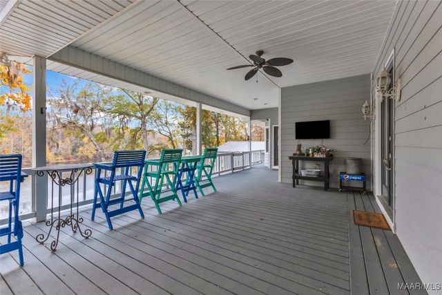 915 County Road 946 ., Selma, AL 36701