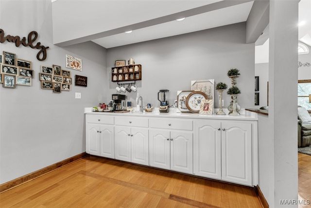 915 County Road 946 ., Selma, AL 36701