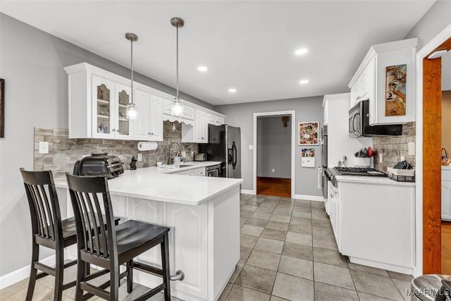 915 County Road 946 ., Selma, AL 36701