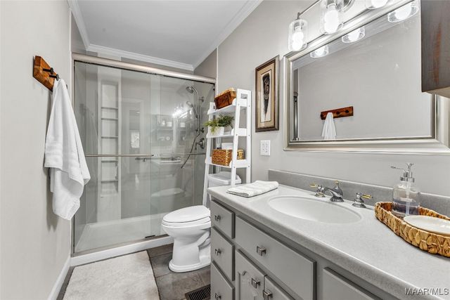 915 County Road 946 ., Selma, AL 36701