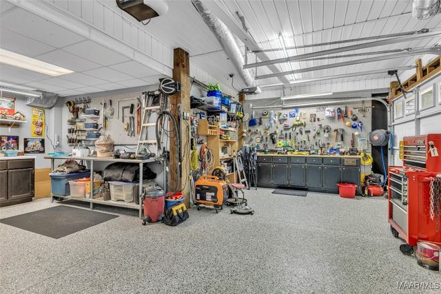 915 County Road 946 ., Selma, AL 36701